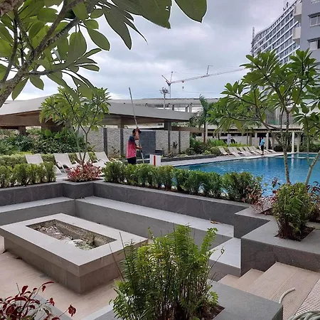 Fraloz509 At Mesavirre Garden Residences Bacolod Exterior photo